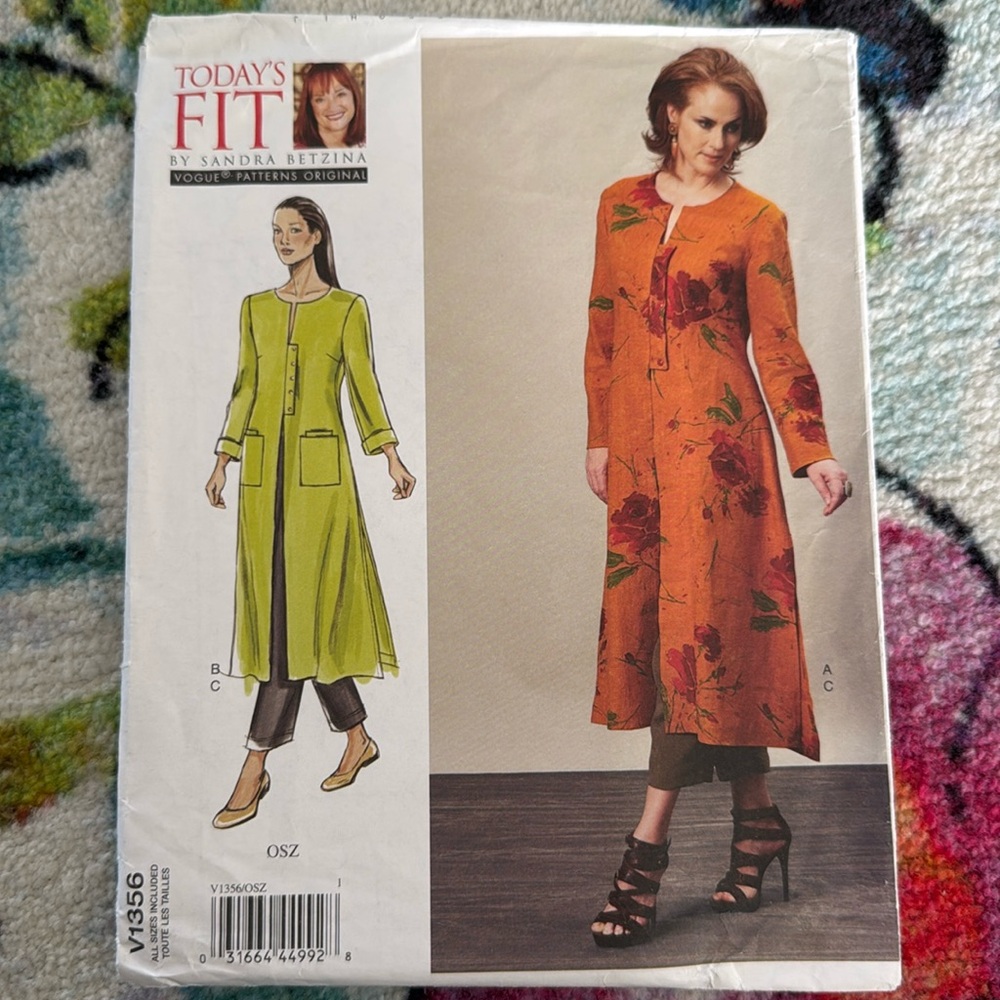 Vogue sewing pattern uncut V1356